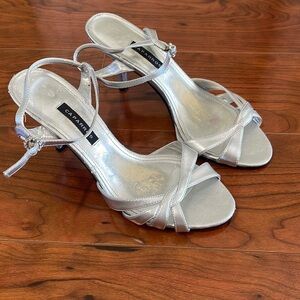 Caparros Silver Open Toe Two Inch Kitten High Heels Shoes